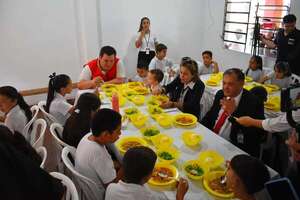 Denuncian incumplimiento en el programa Hambre Cero y piden que intervenga el gobernador de Guairá   - Política - ABC Color
