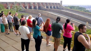 Senado brasileño busca poner techo a la tarifa de Itaipú