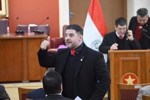 ‘Nenecho’ acusa a la prensa: “Ustedes armaron una novela digna de Netflix - Noticiero Paraguay