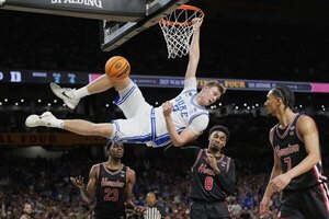 Versus / Mavericks eligen a Cooper Flagg para liderar un futuro sin Doncic