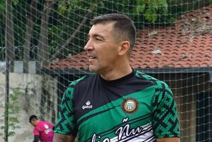 Versus / Efímero ciclo del 'Pájaro' Benítez en Trinidad