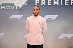 Lewis Hamilton, feliz y emocionado ante el estreno de F1: La película  - Gente - ABC Color