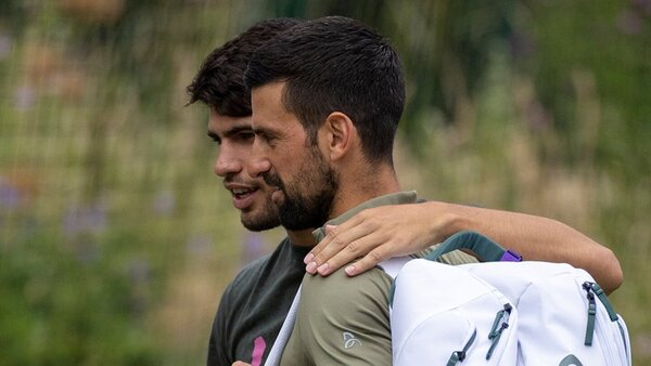 Alcaraz y Djokovic estrenan la central de Wimbledon