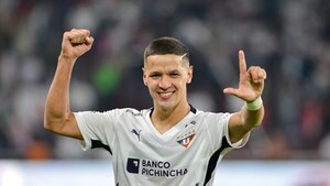 Alex Arce, lejos de Cerro Porteño