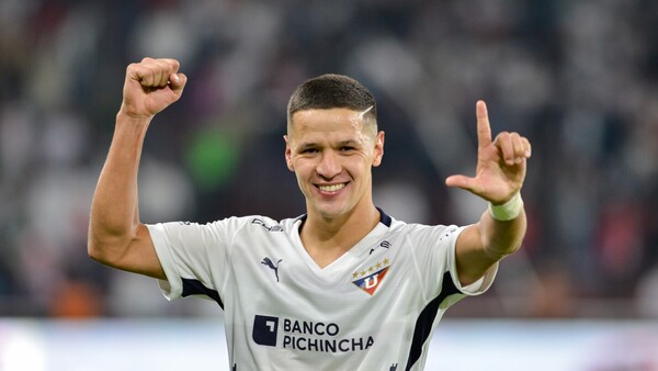 Alex Arce, lejos de Cerro Porteño