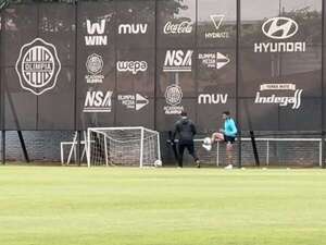 Vídeo: Derlis González entrena diferenciado en Olimpia - Olimpia - ABC Color
