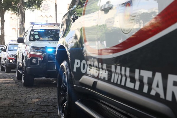Horror en Brasil: adolescente mató a sus padres, al hermanito y los arrojó a un cisterna
