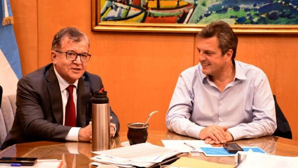 Nicanor olvidó que Peña le admitió su desconfianza cuando estaba en la EBY y llenó de halagos su gestión