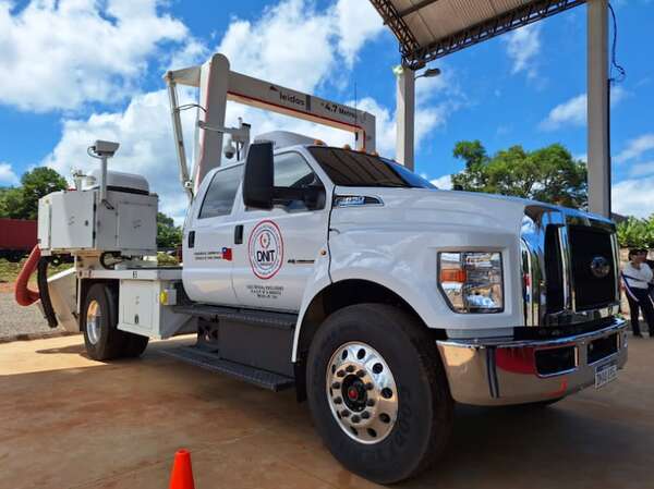 DNIT anuncia uso de escáneres y drones para mejorar control en frontera - Economía - ABC Color