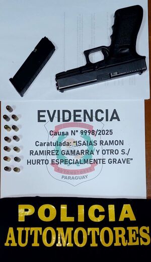Logran recuperar pistola de la Policía Nacional en operativo que detuvo a un buscado "tortolero".