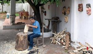 Sobre la talla de la raíz del timbó | Pausa