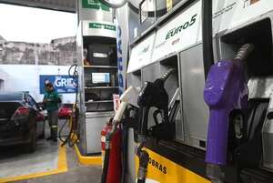 Conacom dice que irá contra empresas, no contra gremio de combustibles - Economía - ABC Color