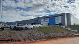 Kingspan MV inaugura nueva planta de 16. 500 m² en la localidad de Itá - Nacionales - ABC Color
