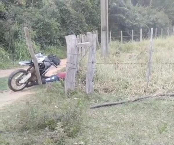 Sicarios asesinaron a un hombre que iba en moto en San pedro del Paraná