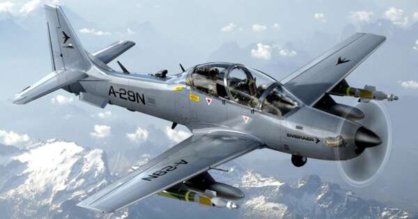 La Nación / Anuncian llegada de aviones A-29 Super Tucano para el lunes
