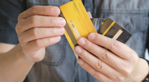 ¿Atrapado en las deudas de la tarjeta de crédito? Claves prácticas para salir y evitar caer de nuevo - .::Agencia IP::.