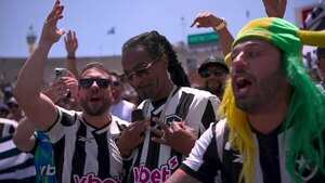Versus / Escenas de la primera fase del Mundial: de gigantes caídos hasta el brillo del 10