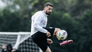Lucas Pratto deja Olimpia y podría recalar en el fútbol chileno