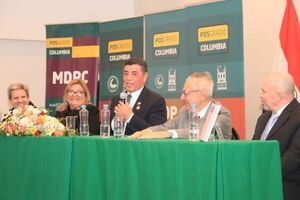Ministros de la Corte Suprema acompañaron la presentación del libro “Ethos y legitimidad del Proceso Judicial”