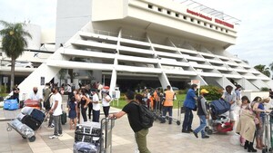 Paraguay implementará sistema de información anticipada de viajeros para migración aérea