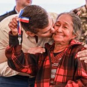 El Presidente Peña entregó viviendas dignas a 104 familias en Central y anunció más soluciones habitacionales para los próximos meses :: Presidencia de la República del Paraguay
