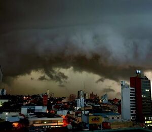 ¡Ndi bárbaro! Meteorología anuncia tormenta ikachópava