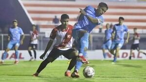 Resistencia marca goles pero también los recibe y trae un punto del Kelito - La Tribuna