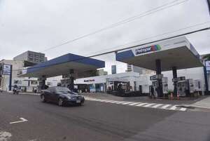 ¿Qué pasó con el gasoil emiratí? La pregunta que el titular de Petropar se niega a responder - Economía - ABC Color