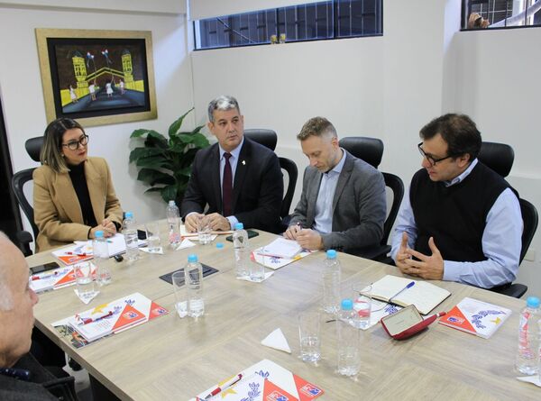 Paraguay busca fortalecer el sistema de formación dual como estrategia de inserción laboral efectiva - .::Agencia IP::.
