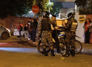 Apuñalan a adolescente durante fiesta de San Juan en colegio de Luque