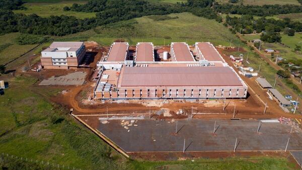 Gran Hospital del Sur en Itapúa: Un Proyecto Ambicioso con Retos Pendientes - «TVS DIGITAL»
