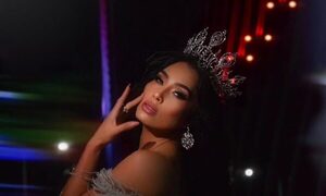 (VIDEO)Jazmín Mernes se descompensó en plena calle y un desconocido la salvó
