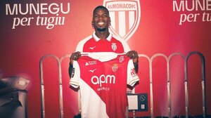 Versus / Paul Pogba presentado como nuevo jugador del Monaco