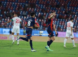 Versus / ¿Por qué "Pachi" Carrizo no tuvo minutos en el amistoso de Cerro?