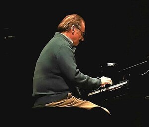 Ha partido un maestro de generaciones