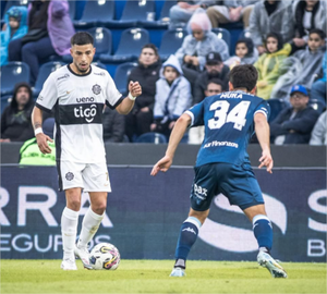 Racing gana el amistoso internacional de futbol a Olimpia 4 a 1 - La Tribuna