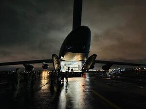 Un gran avión llegó desde Estados Unidos con una importante donación - Nacionales - ABC Color