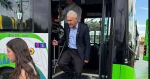 La Nación / Buses eléctricos en el Este solo esperan las licencias