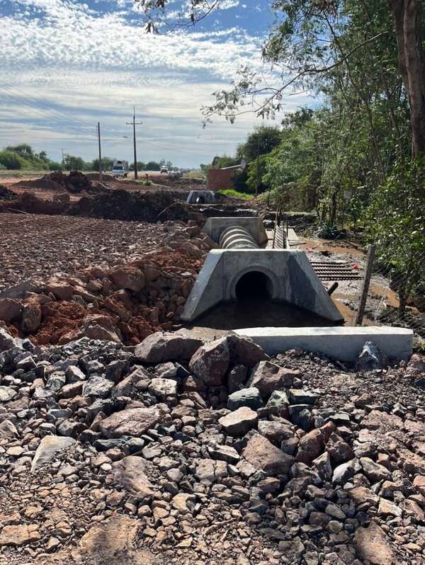 Obra de duplicación de ruta a Falcón sigue sin concluir y con sobrecosto millonario - Económico - ABC Color