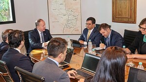 FMI aprueba a Paraguay, pero sugiere mejorar el gasto y ver la Caja Fiscal