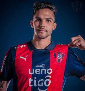 Cerro presentó su segundo refuerzo: ¡Totín ya está en el barrio! - trece