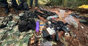 La Nación / Operativo del CODI-FTC incautó arsenal de guerra y una tonelada de droga