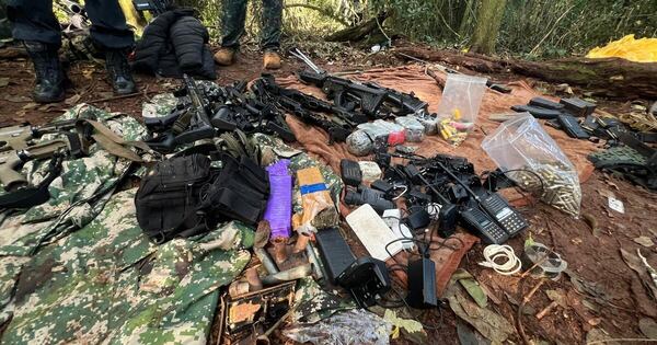 La Nación / Operativo del CODI-FTC incautó arsenal de guerra y una tonelada de droga