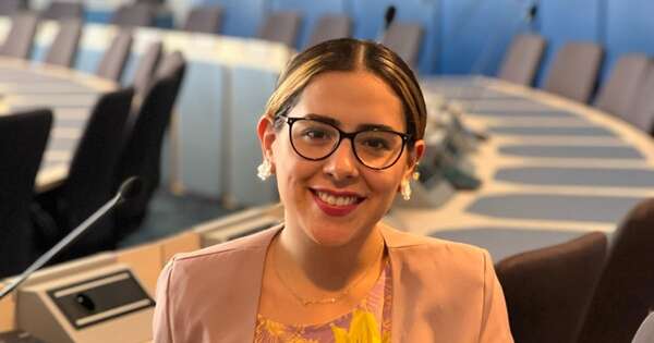 La Nación / Joven paraguaya participará en foro económico de Ginebra