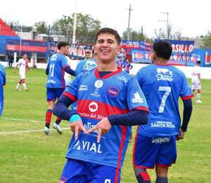 Paraguayo Arévalo anota en el ascenso argentino - Fútbol Internacional - ABC Color