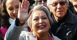 La Nación / Oficialismo chileno eligió a candidata comunista para las presidenciales