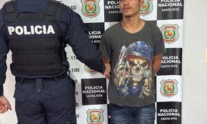 Pillan a delincuente que quiso hurtar camioneta