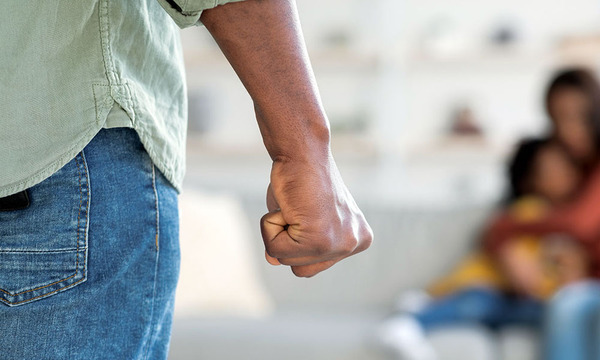 Crianza sin límites, adicciones y machismo:causas estructurales de la violencia intrafamiliar - OviedoPress