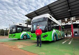 Intendente de Hernandarias espera que esta semana se consiga licencia de Dinatran para operar con buses eléctricos | DIARIO PRIMERA PLANA