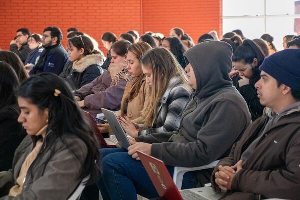 La AFD lanza convocatoria a pasantías universitarias - .::Agencia IP::.